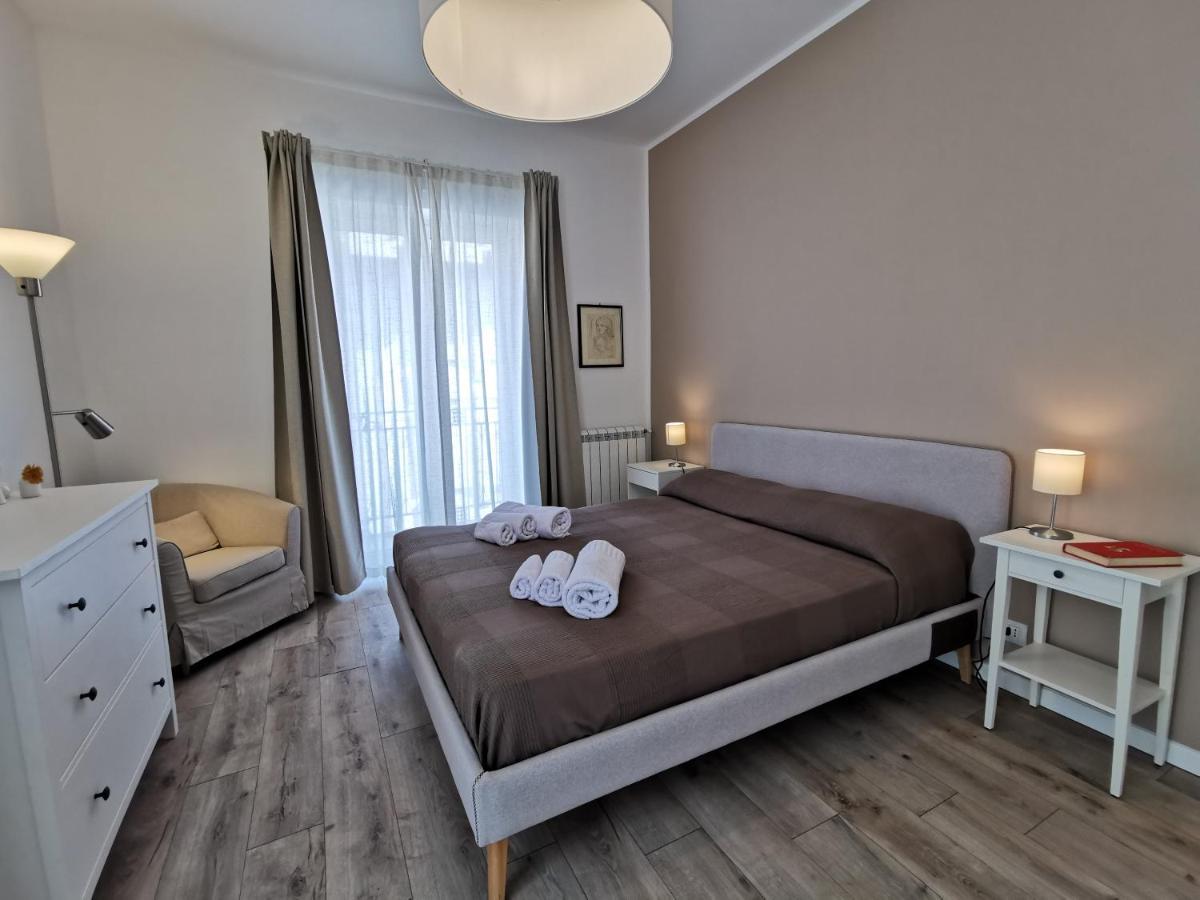 Dagnino House - Luxury Apartment In The Center Of パレルモ エクステリア 写真