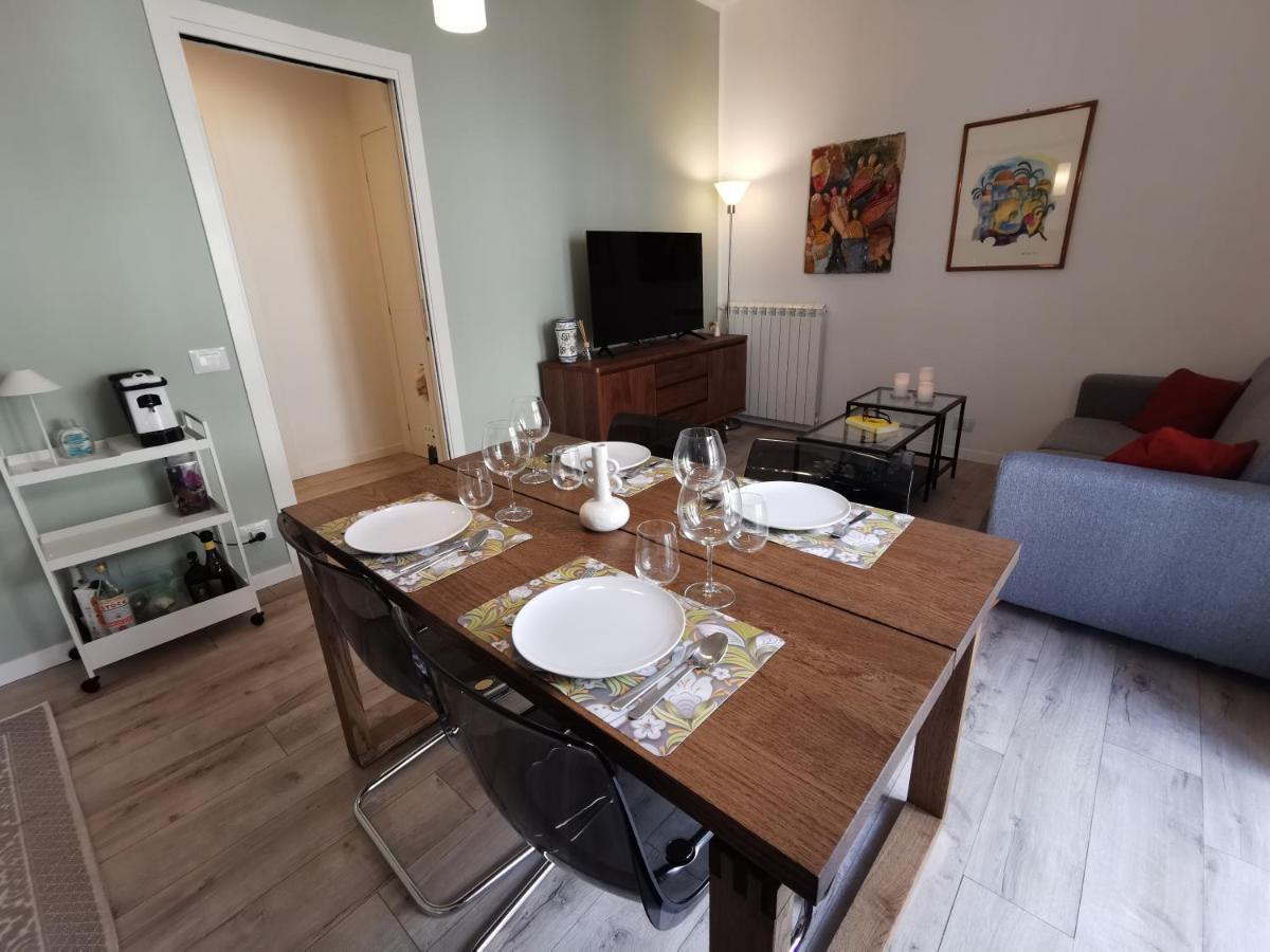 Dagnino House - Luxury Apartment In The Center Of パレルモ エクステリア 写真